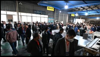 成都家具商会品牌工厂参观团到访绿杨装饰南安商会 共话产业合作新机遇